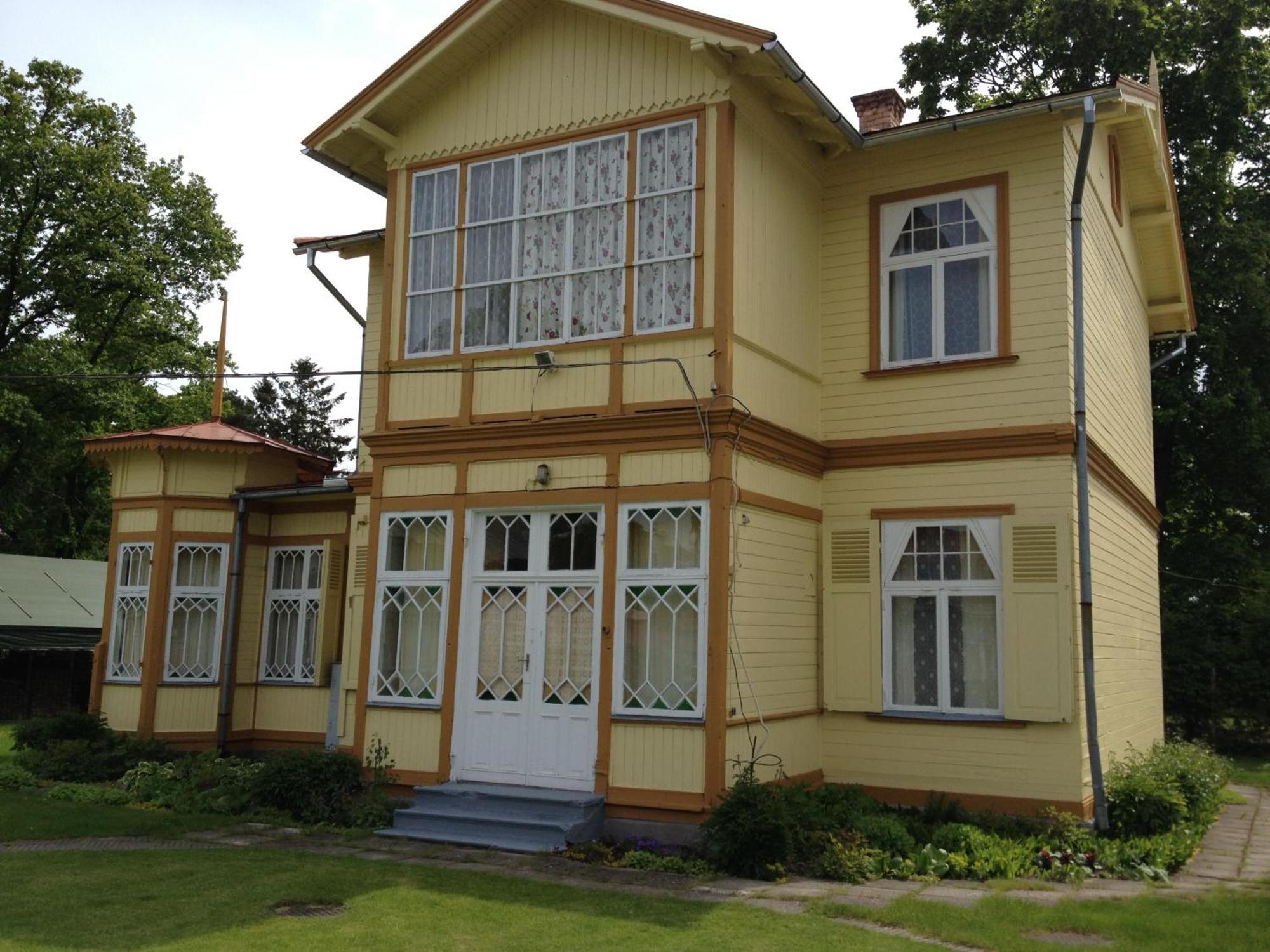 Guesthouse Airava Юрмала Екстер'єр фото