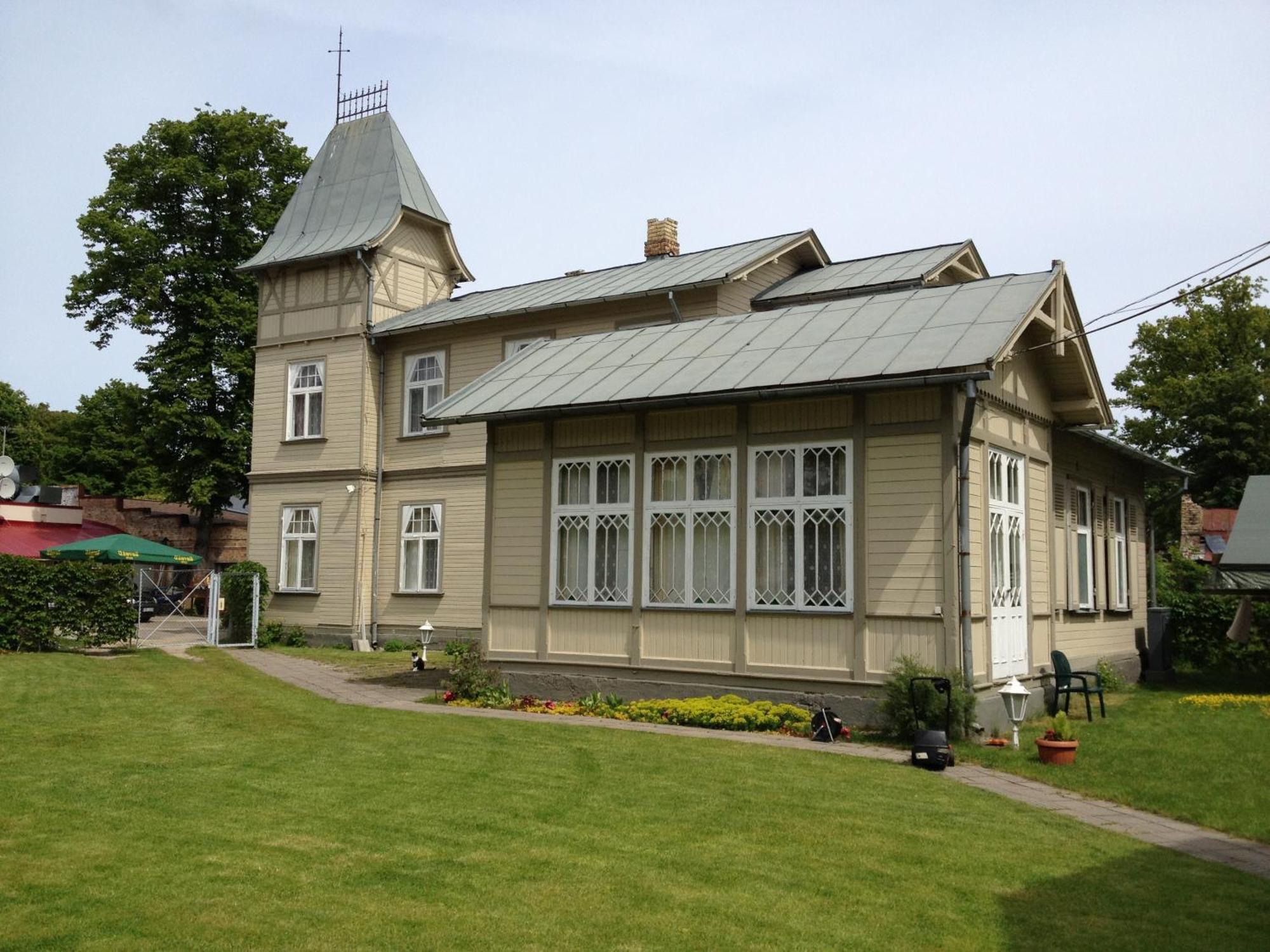 Guesthouse Airava Юрмала Екстер'єр фото