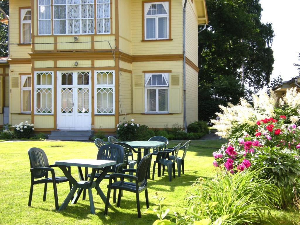 Guesthouse Airava Юрмала Екстер'єр фото
